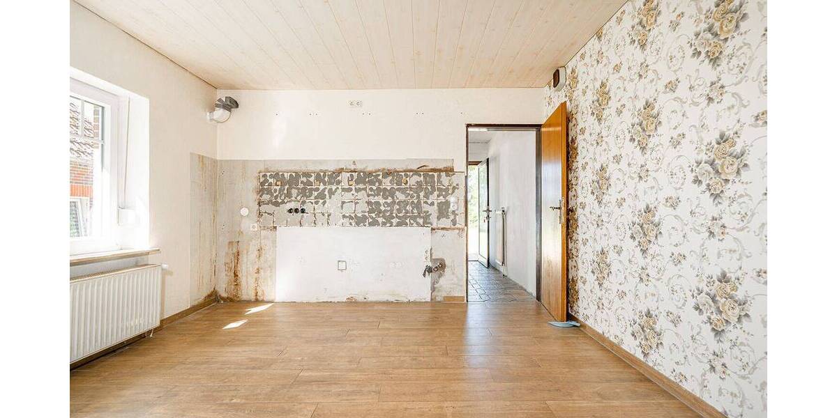 Einfamilienhaus Blomberg - 1 Zimmer, 240 m&sup2;, 399.000&euro; | Angebot:26815807
