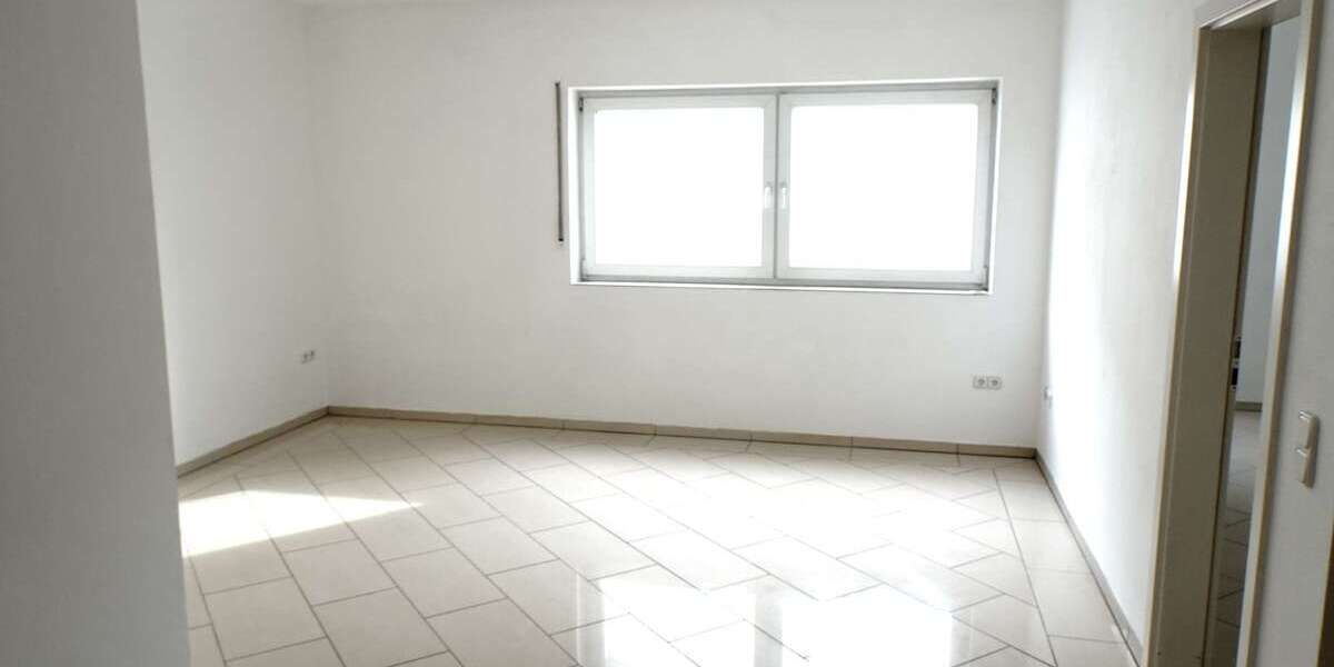 Etagenwohnung Viernheim - 3 Zimmer, 89 m&sup2;, 780&euro; | Angebot:27130851