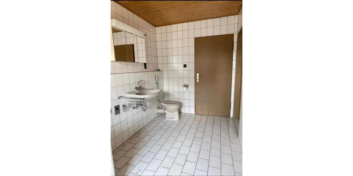 Reihenhaus Rodalben - 7 Zimmer, 131 m&sup2;, 119.000&euro; | Angebot:26891558