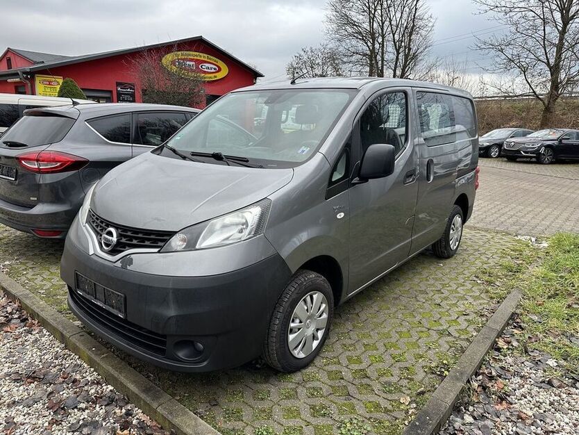 NV200