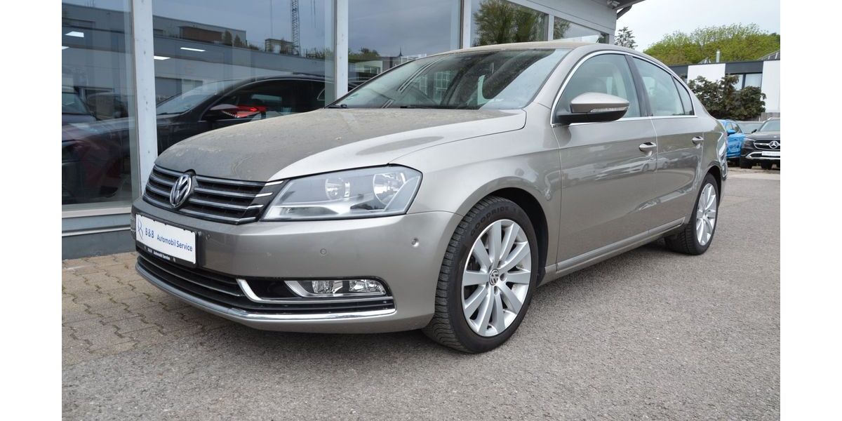 VW Passat 114.861 km 12.990 &euro; Herrenberg bei Stuttgart 71083