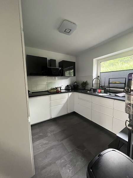 Haus zum Mieten in Bremerhaven 850 € 110 m²