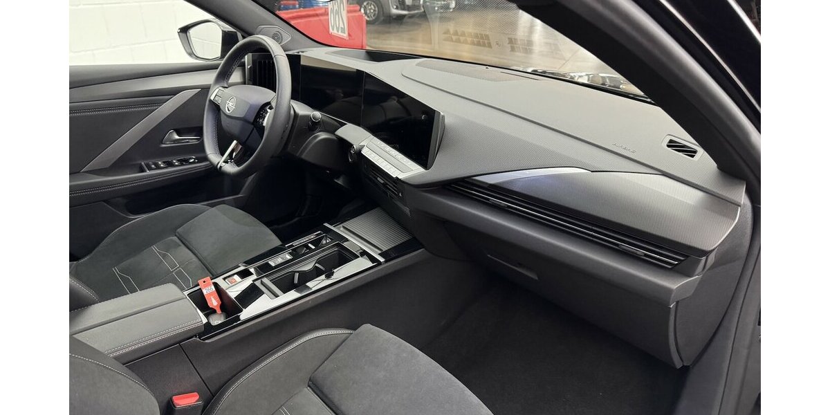 Opel Astra GS 130 1.2 Turbo LED 360° Cam Panorama 32.550 km 20.740 &euro; Lich 35423