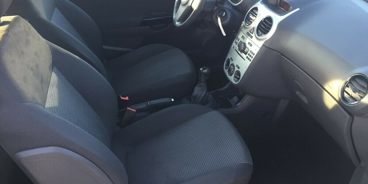 Opel Corsa Selection,Klima,ESP.,Tüv Neu! 172.000 km 4.200 &euro; Himmelkron 95502