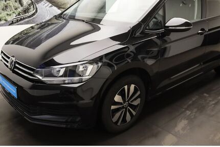 VW Touran 24.624 km 32.850 &euro; Holzminden 37603