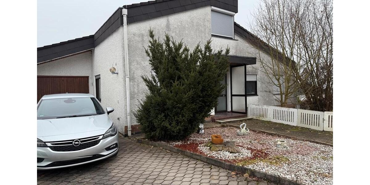 Haus zu Vermieten in Herbrechtingen 6 zimmer