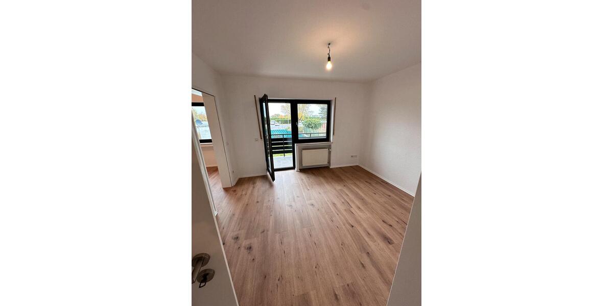 Reihenhaus Lippstadt Overhagen - 7 Zimmer, 101 m&sup2;, 1.650&euro; | Angebot:26443114