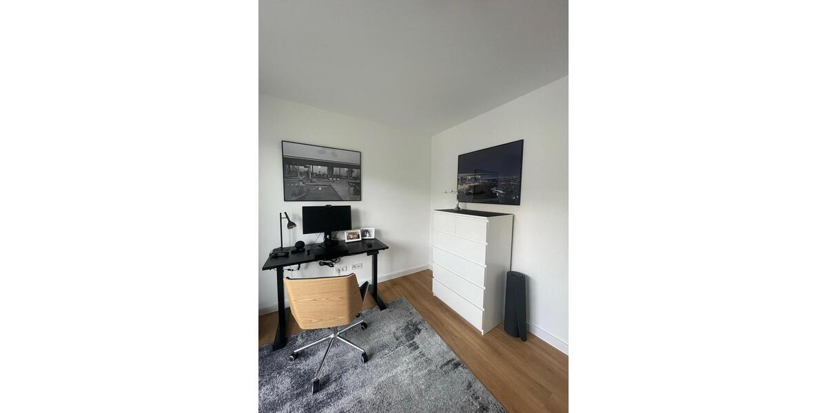 Erdgeschoßwohnung Solingen Aufderhöhe - 4 Zimmer, 113 m&sup2;, 1.797&euro; | Angebot:24687926