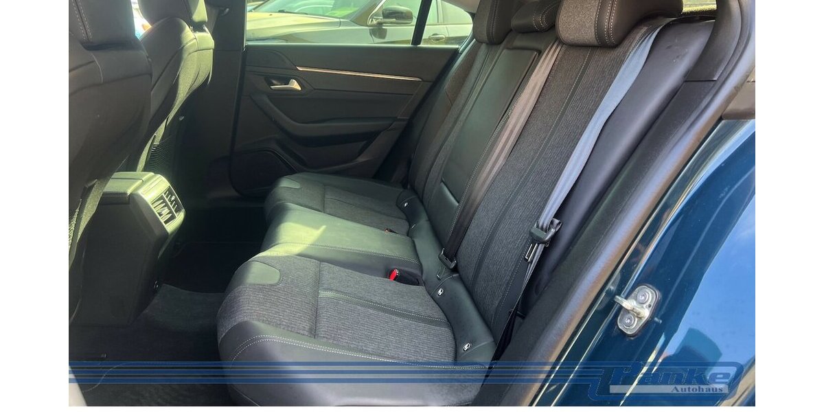 Peugeot 508 Hybrid 225 EAT8 Allure*TotW*Kamera*ACC*LED* 125.000 km 16.990 &euro; Berlin 13187