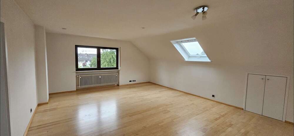 Wohnung zum Mieten in Ilvesheim 1.090 € 90 m²