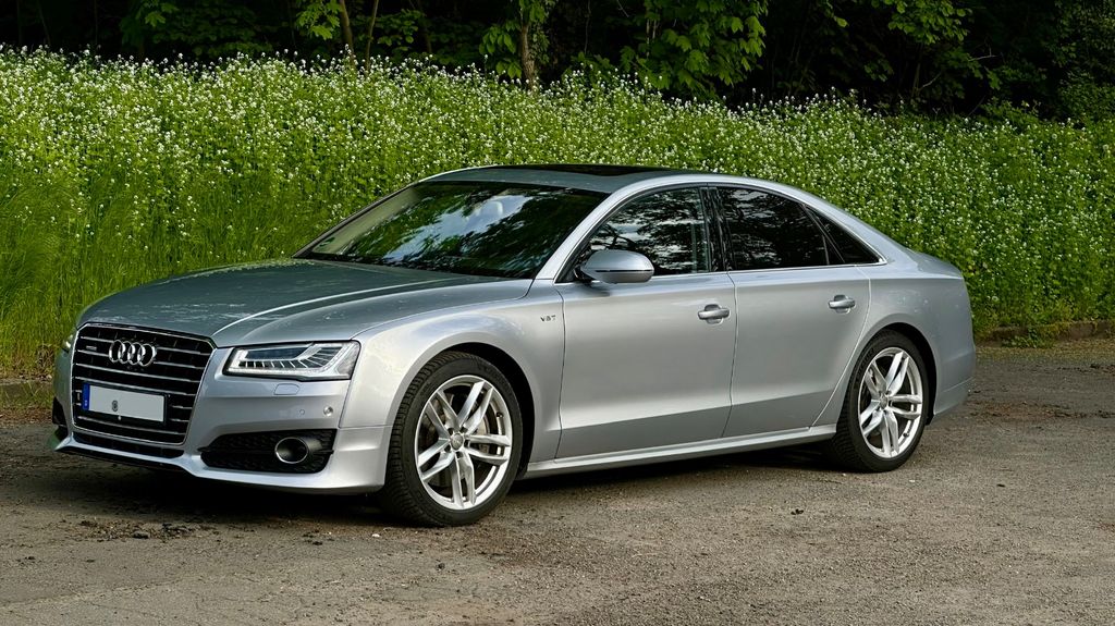 Audi A8 168.000 km 29.900 &euro; Neukirchen-Vluyn 47506