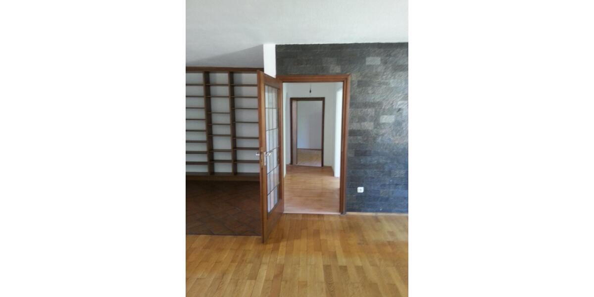 Etagenwohnung Nörvenich - 3 Zimmer, 120 m&sup2;, 1.000&euro; | Angebot:24774277