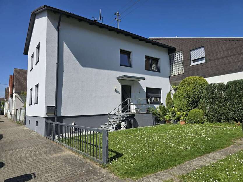 Haus zum Kaufen in Rheinstetten 549.900 € 129.88 m² 6 zimmer