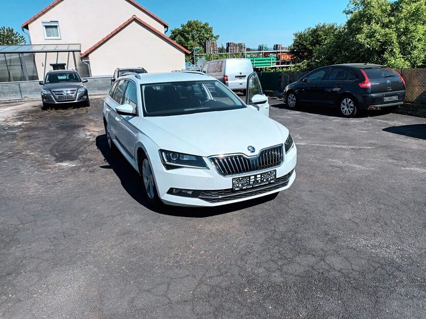 Skoda Superb 108.000 km 16.900 € Diez 65582