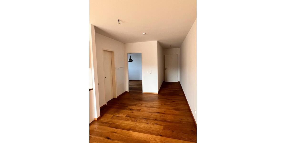 Etagenwohnung Simbach - 2 Zimmer, 63 m&sup2;, 550&euro; | Angebot:26480050