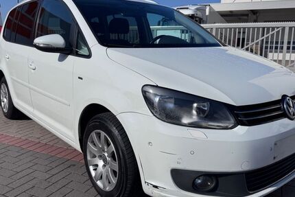 VW Touran 341.000 km 4.700 &euro; Hannover 30179