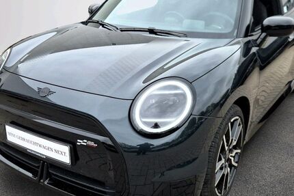 Mini Cooper E 2.602 km 34.347 &euro; Barsbüttel bei Hamburg 22885