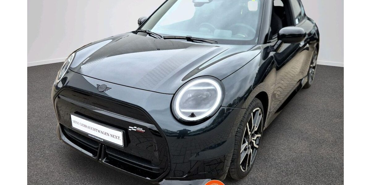 Mini Cooper E 2.602 km 34.347 &euro; Barsbüttel bei Hamburg 22885