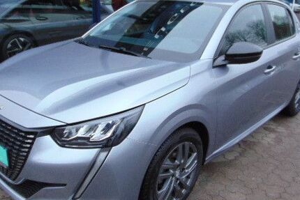 Peugeot 208 22.748 km 13.590 &euro; Geisa/Rhön 36419