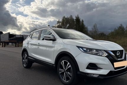 Nissan Qashqai 52.646 km 18.399 &euro; Westoverledingen, Flachsmeer 26810
