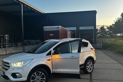 Ford Kuga 106.000 km 14.000 &euro; Weiler zum Stein 71397