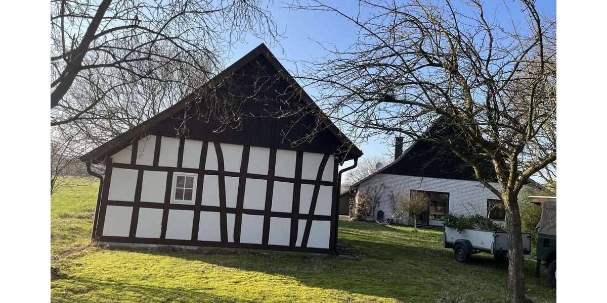 Einfamilienhaus Versmold - 4 Zimmer, 120 m&sup2;, 1.100&euro; | Angebot:24496487