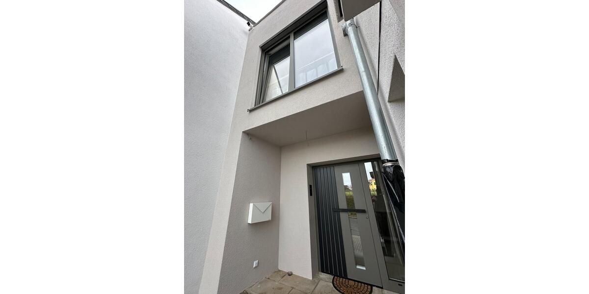 Reihenhaus Bornheim - 5 Zimmer, 250 m&sup2;, 880.000&euro; | Angebot:25647827