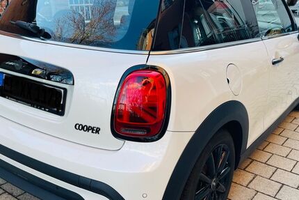 Mini Cooper 5.138 km 26.900 &euro; Ingolstadt 85055