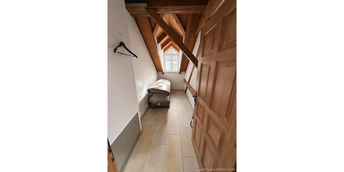 Etagenwohnung Geiselhöring - 4.5 Zimmer, 134 m&sup2;, 950&euro; | Angebot:26637696