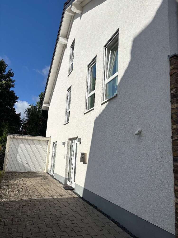 Haus zum Mieten in Meckenheim 1.500 € 137 m²