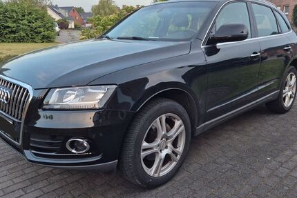 Audi Q5 213.000 km 9.890 &euro; Wesel 46483