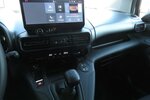 Fiat Doblo Maxi Kombi 130 AT / 7-Sitze + 10-Zoll Navi 10.280 km 27.965 &euro; Münchenbernsdorf 07589