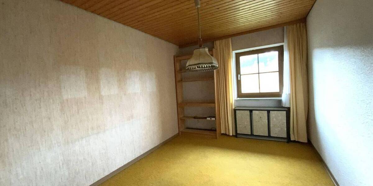 Einfamilienhaus Oberviechtach - 1 Zimmer, 188 m&sup2;, 250.000&euro; | Angebot:25192189