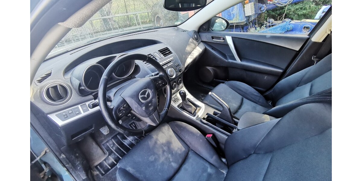 Mazda 3 176.174 km 3.000 &euro; Bad Staffelstein 96231