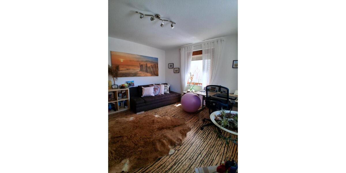 Einfamilienhaus Mundelsheim - 7 Zimmer, 170 m&sup2;, 550.000&euro; | Angebot:27045428