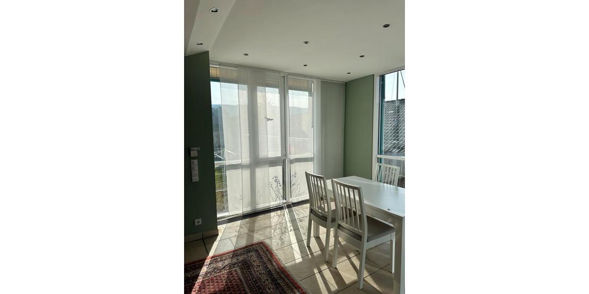 Doppelhaushälfte Reutlingen Sondelfingen - 6 Zimmer, 187 m&sup2;, 2.300&euro; | Angebot:25281451