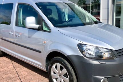 VW Caddy Maxi 176.860 km 9.299 &euro; Halle/Saale 06118