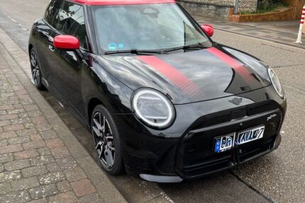 Mini Cooper SE 23.844 km 33.700 € Bellheim 76756