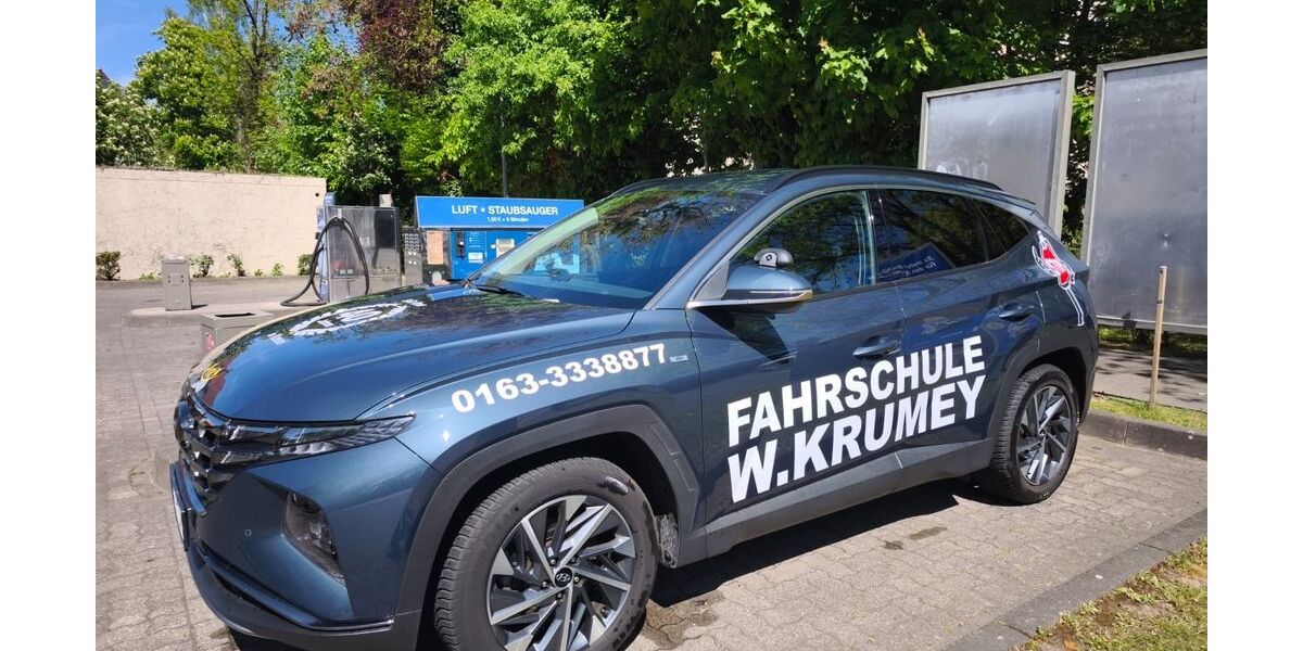 Hyundai TUCSON 124.500 km 17.900 &euro; Staufenberg 34355