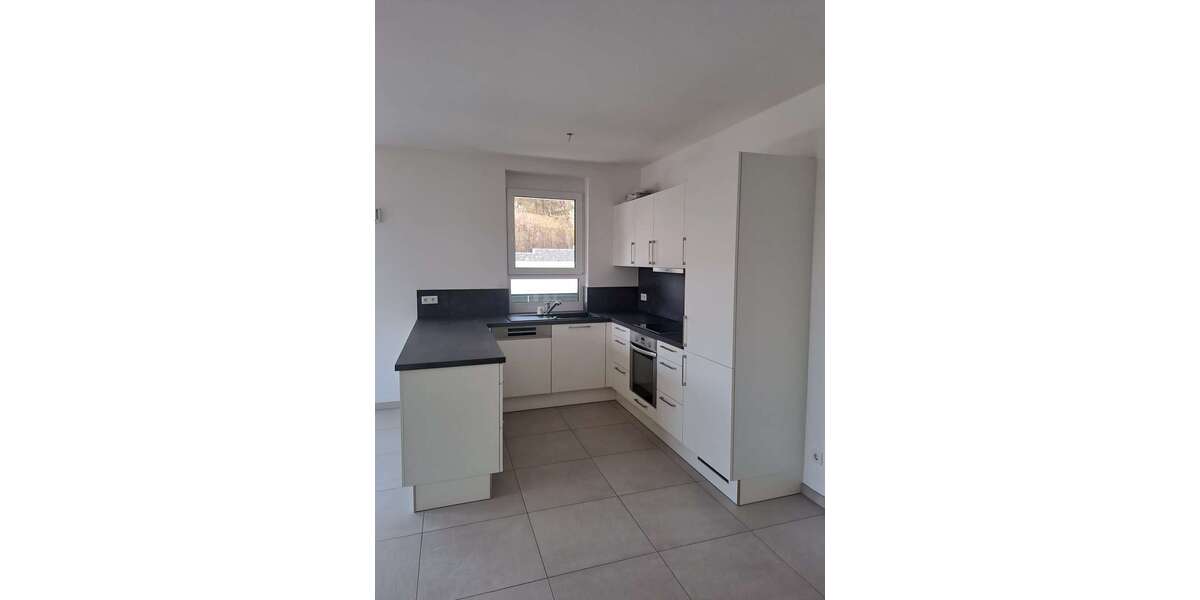 Etagenwohnung Töging - 3 Zimmer, 110 m&sup2;, 1.200&euro; | Angebot:26906271