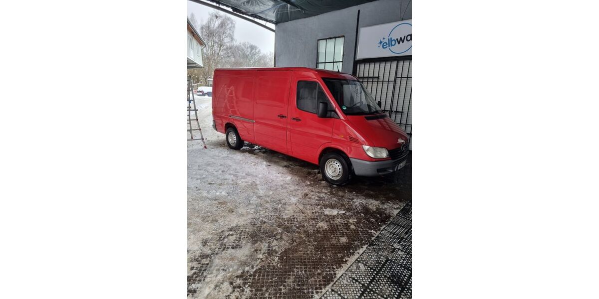 Mercedes-Benz Sprinter 213.000 km 5.800 &euro; Hamburg 21107