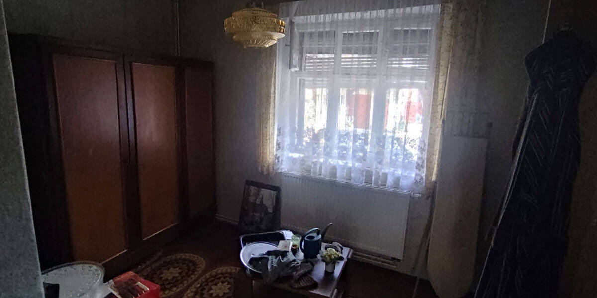 Mehrfamilienhaus, Wohnhaus Raguhn-Jeßnitz Jeßnitz - 1 Zimmer, 301 m&sup2;, 50.000&euro; | Angebot:25748397