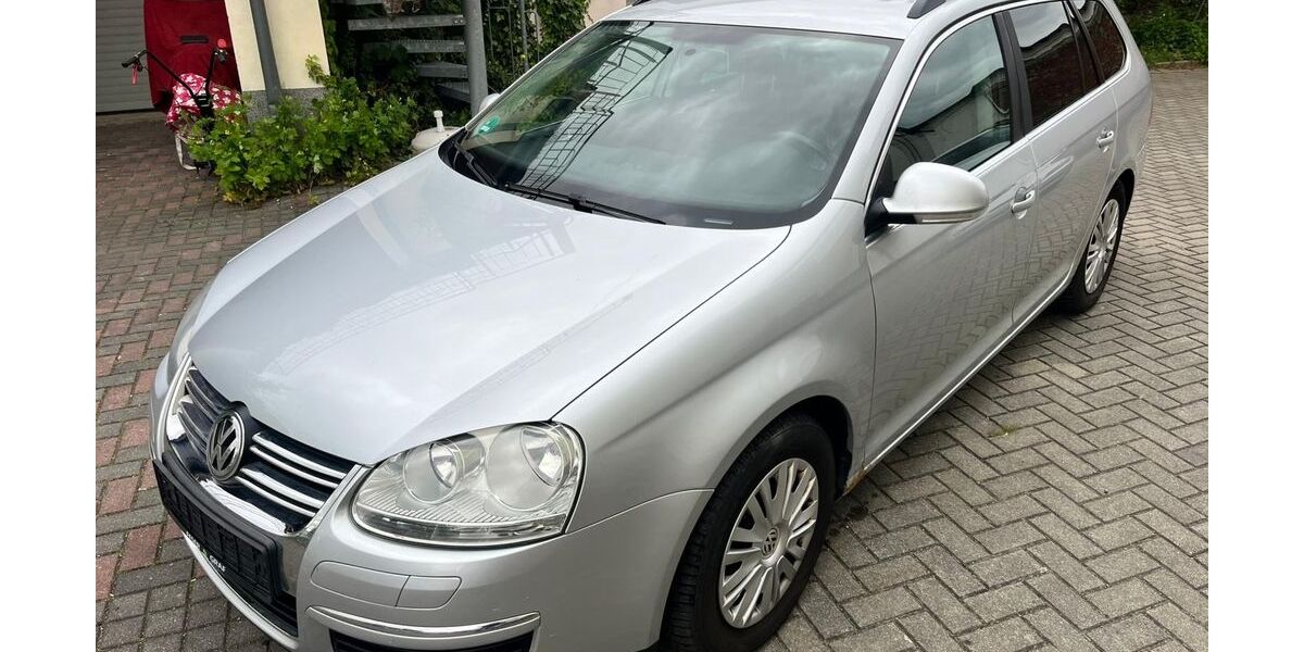 VW Golf 216.000 km 1.490 &euro; Dresden 01139