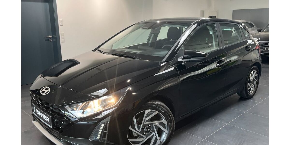Hyundai i20 6.100 km 18.890 &euro; Lauchringen 79787