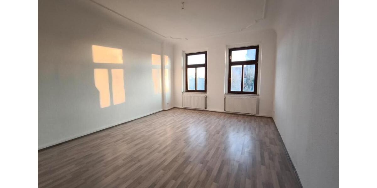Etagenwohnung Zwickau - 4 Zimmer, 95 m&sup2;, 650&euro; | Angebot:26008269