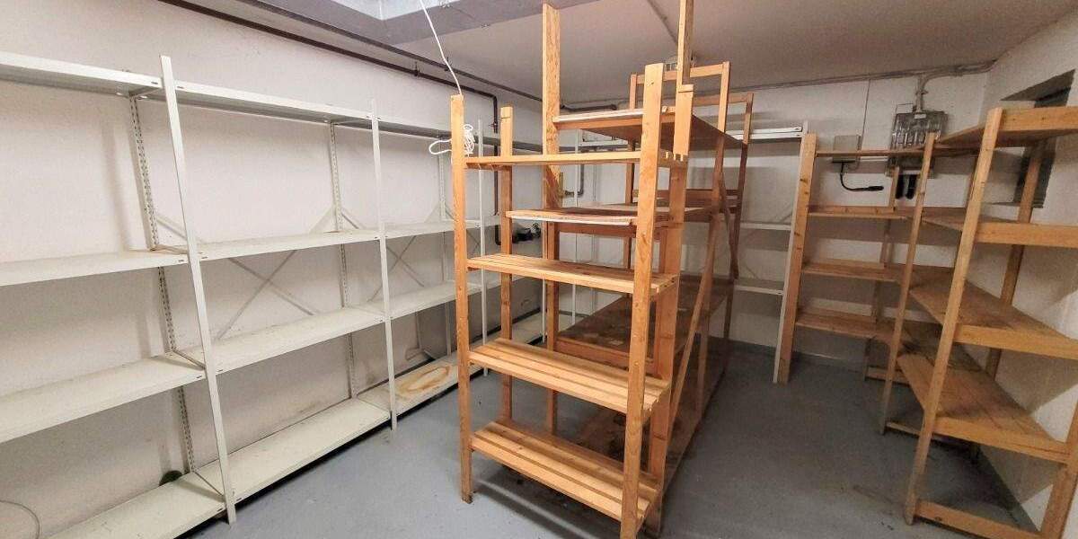 Einfamilienhaus Schopfheim - 8 Zimmer, 272 m&sup2;, 675.000&euro; | Angebot:25876998