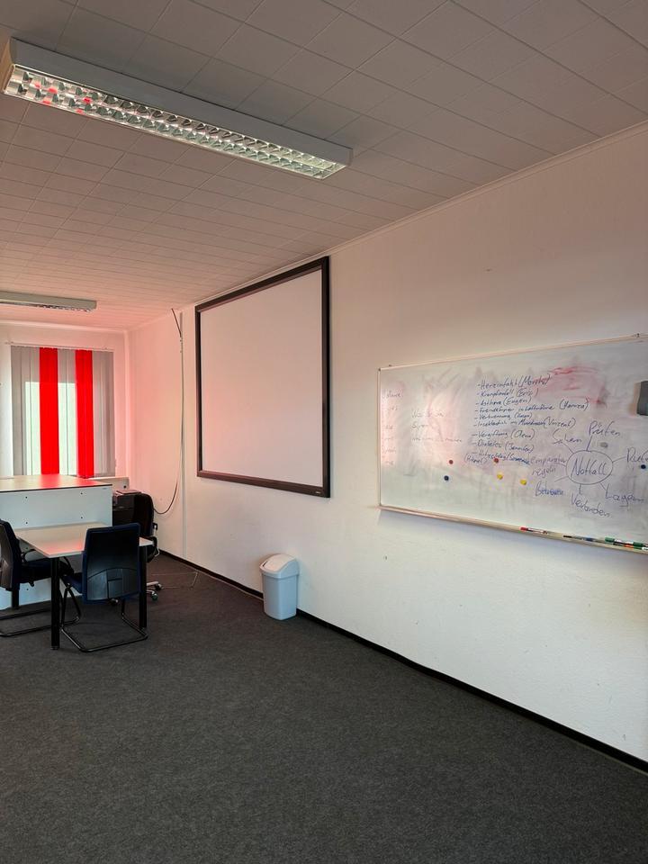 FAHRSCHUL- & SCHULUNGSRÄUME IN TOP-LAGE IN IBBENBÜREN ZU VERMIETEN!