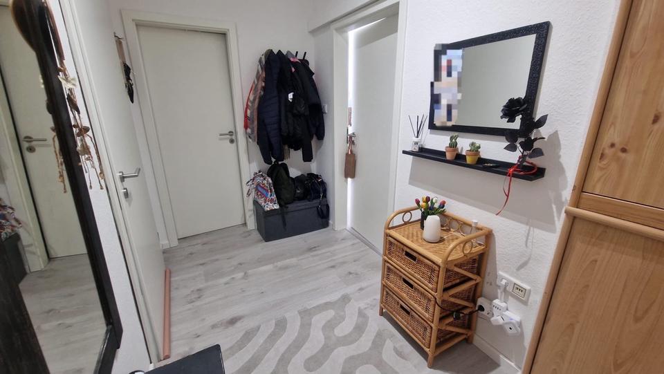 Dachgeschoßwohnung Enger - 3 Zimmer, 80 m&sup2;, 630&euro; | Angebot:26302927