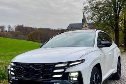 Hyundai TUCSON 2.200 km 35.999 € Bergisch Gladbach 51467