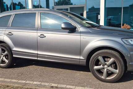 Audi Q7 280.127 km 15.995 € Achim 28832